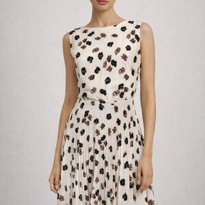 Prada White Floral Pleated Dress Size 46 US 10